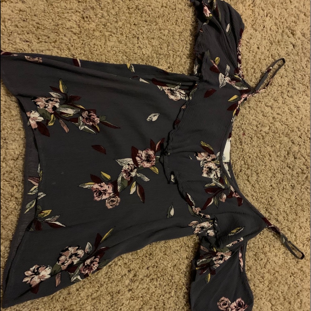 Off the shoulder grey floral tank top